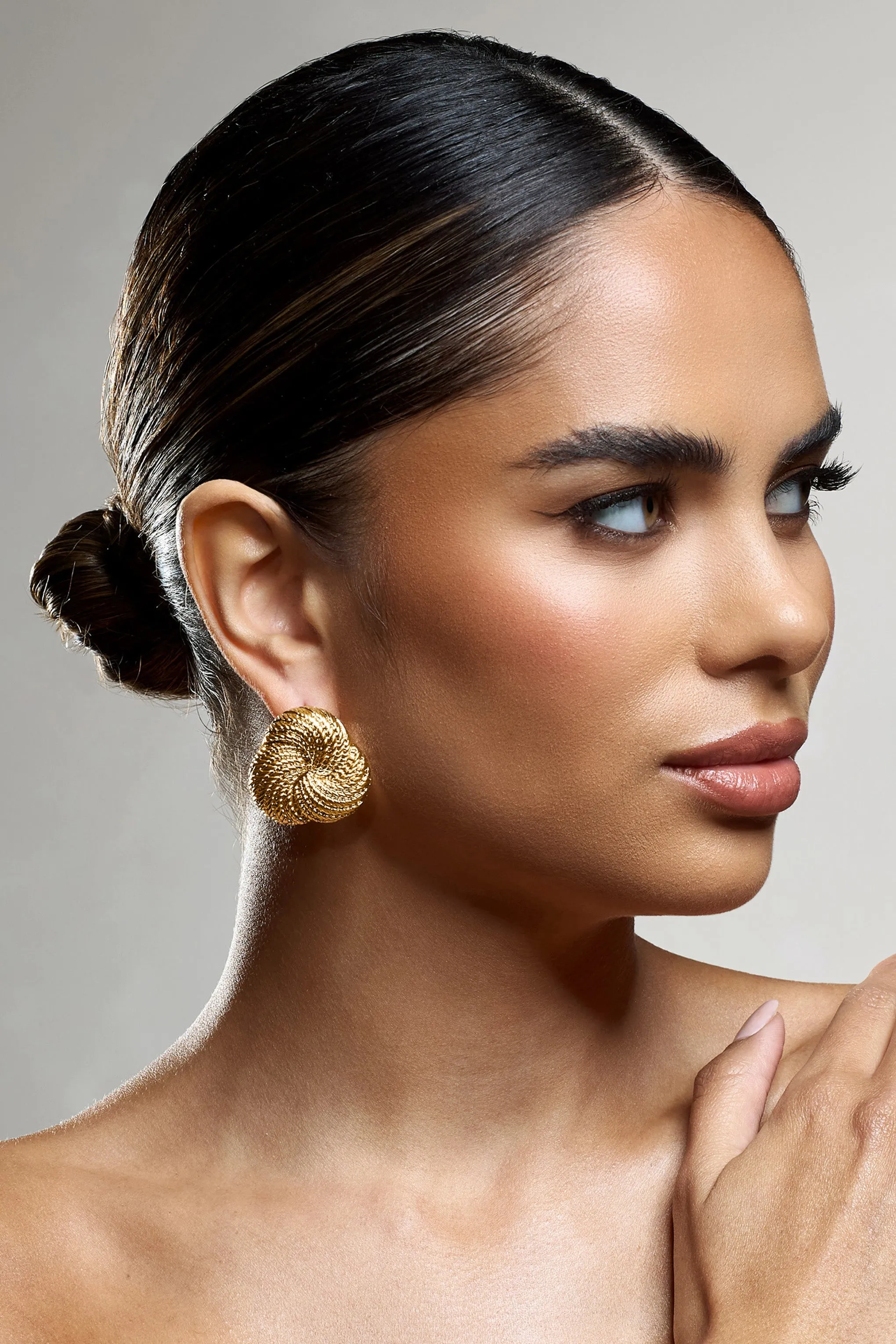 Criss Cross | Gold Chunky Knot Earrings