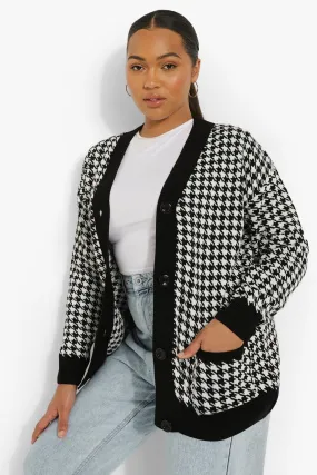 Plus Houndstooth Knitted Cardigan